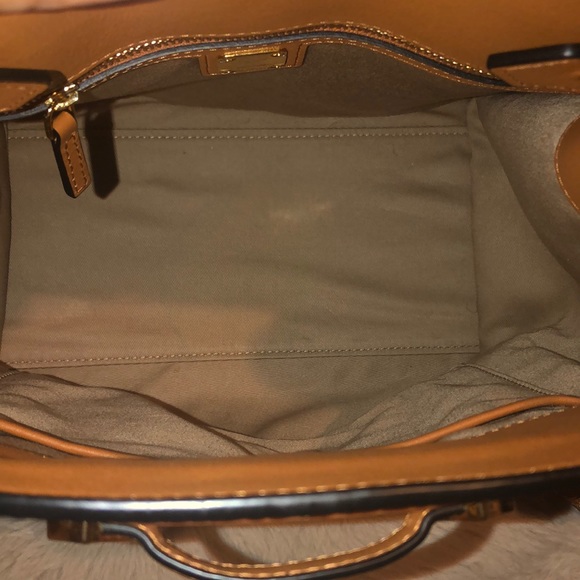 Authentic MCM visetos tote - Picture 5 of 12